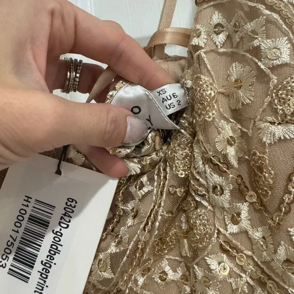 NWT girls nation dress in gold from hello Molly xs - Picture 4 of 4